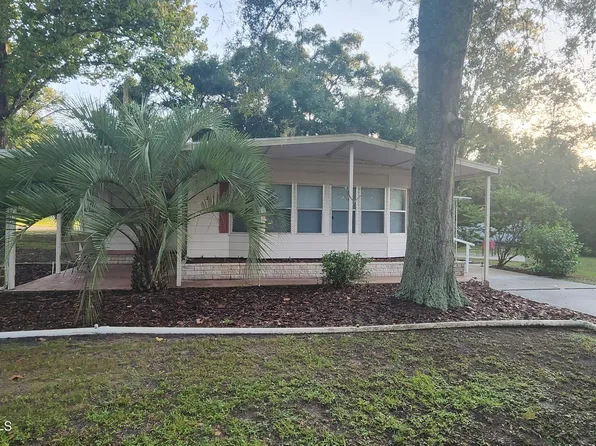 9435 Starline Dr, Dade City, FL 33525