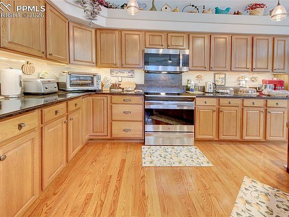 5th image of 13074 Rockbridge Cir
