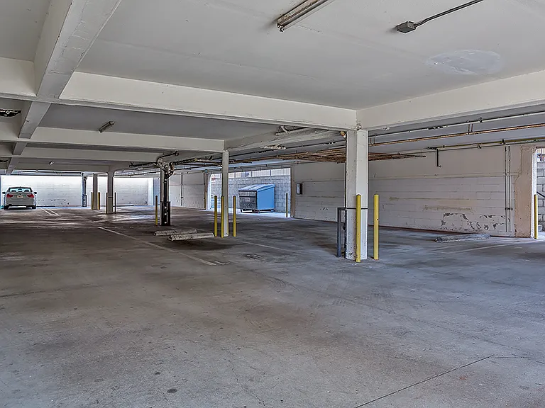 1216 S Corning St — Photo 72