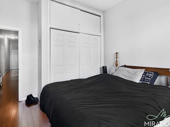 5th image of 2218 41st St APT 2L