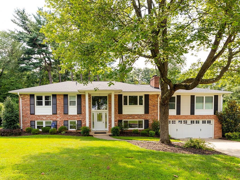 1st image of 3812 Chantal Ln