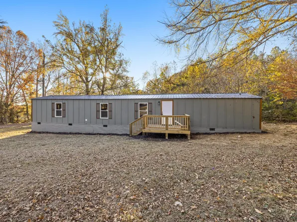 515 Crandall Ellijay Rd, Chatsworth, GA 30705