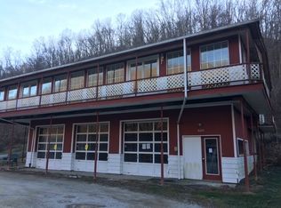 8224 Mason Lewis Rd, Maysville, KY 41056