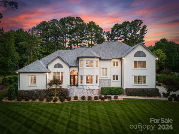 152 Easton Dr, Mooresville, NC 28117