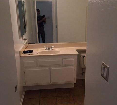 3rd image of 855 Cinnamon Ln