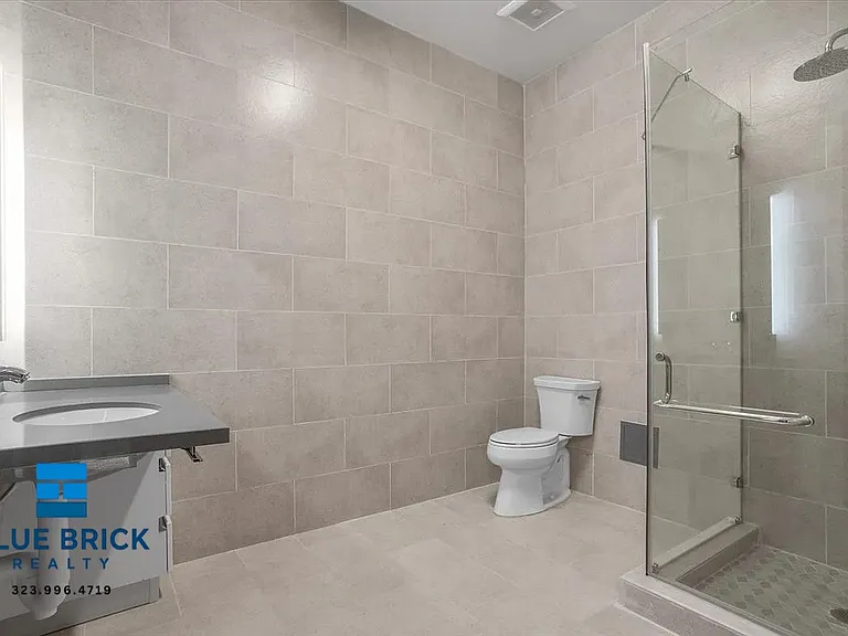 3751 S Hill St #207 — Photo 3