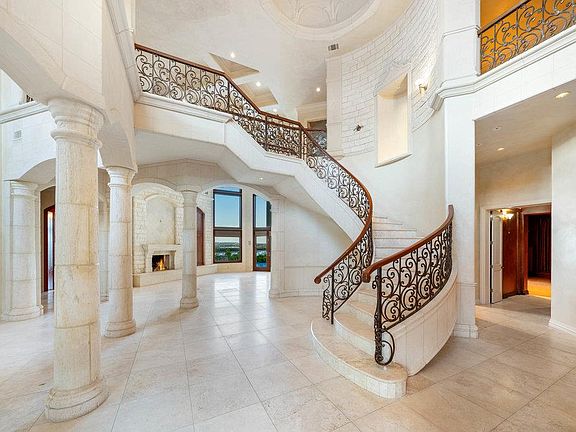 5th image of 217 Bella Riva Dr