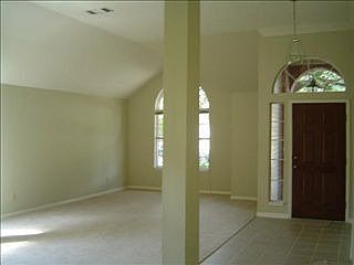 5th image of 16919 Dorman Dr
