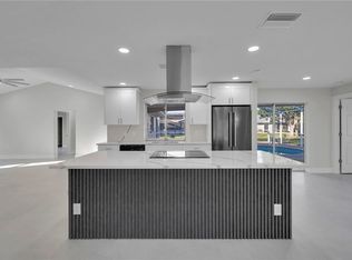 1705 SE 6th Ter, Cape Coral, FL 33990