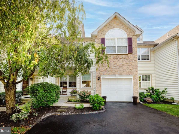 4527 Old Oak Rd, Doylestown, PA 18902