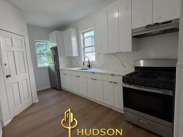 133 Boyd Ave, Jersey City, NJ