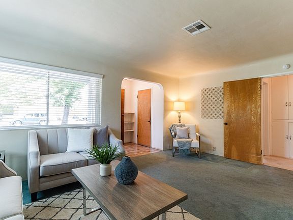 3rd image of 4206 Gardenia Ave