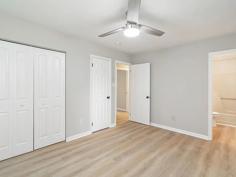 5712 Walden Woods Ct — Photo 21