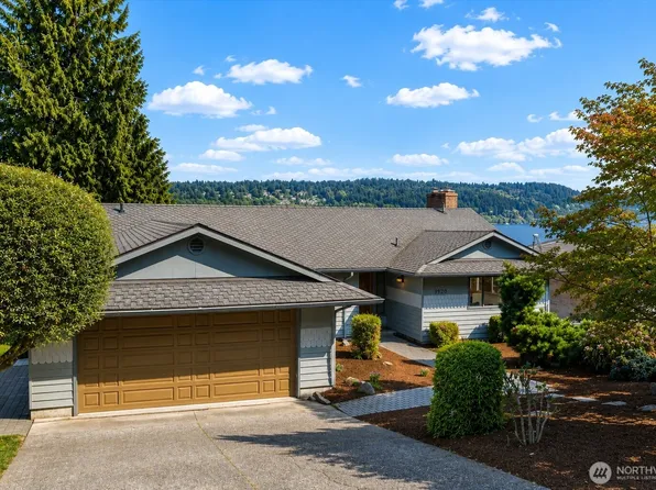 3920 NE 157th Place, Lake Forest Park, WA 98155