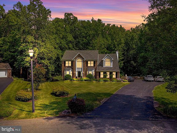5th image of 3707 Eagles Nest Ct