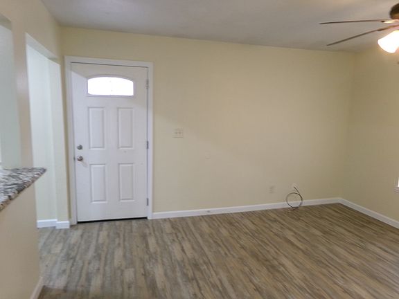 3rd image of 1607 Dairy Ave #D