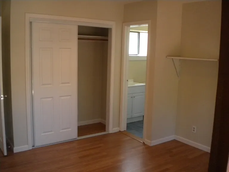 1217 E Cota St #A — Photo 12