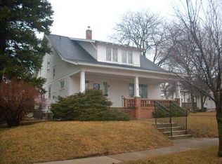 327 E Birch St, Lawton, IA 51030