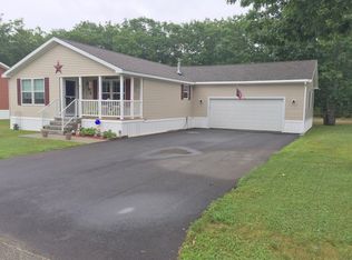 3 Fieldstone Dr, Lyman, ME 04002