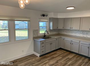 4656 Beacon Hill Rd, Columbus, OH 43228