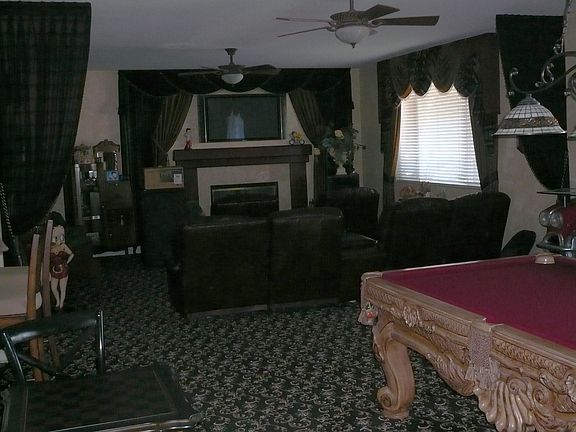 familyroom