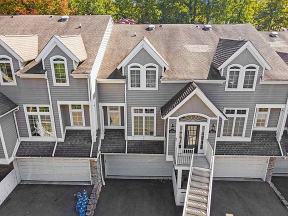 5th image of 123B E Palisade Ave