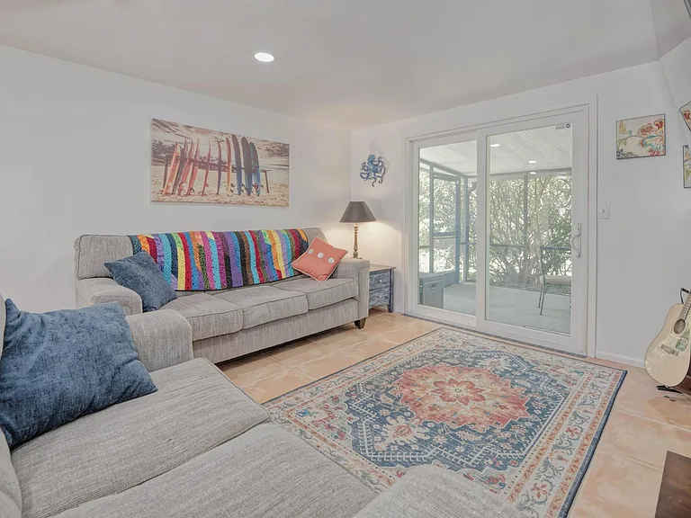 3217 Restful Ln — Photo 2