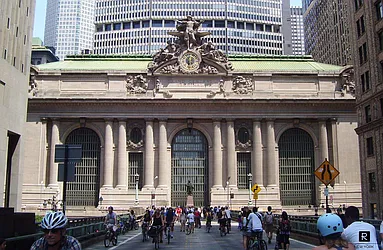 Rented by R New York