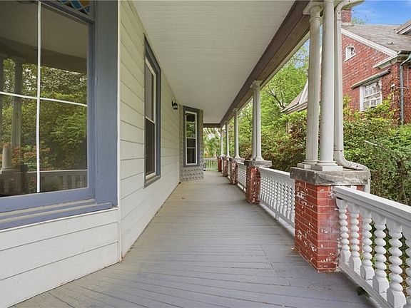 4th image of 216 Pinner St