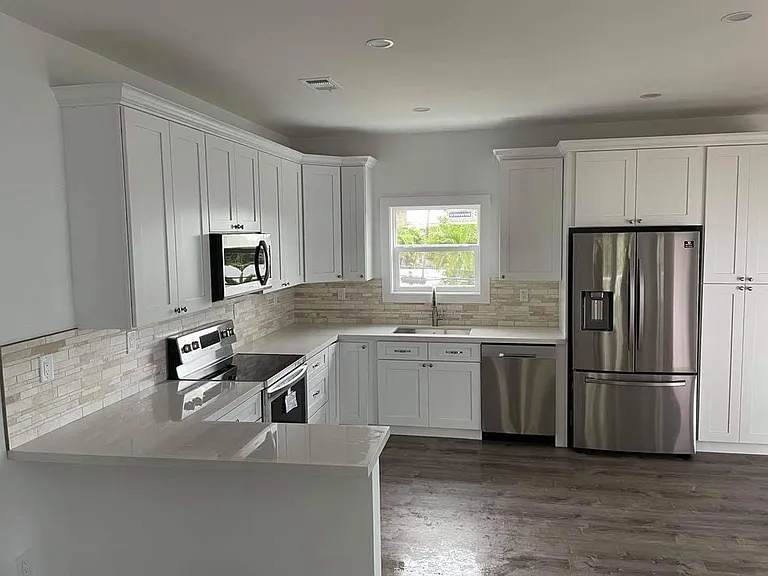 13 Ed Swift Rd — Photo 4