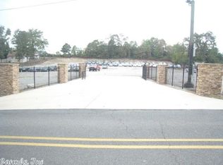 225 Lake Hamilton Dr, Hot Springs, AR 71913