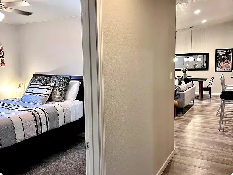 919 Hideaway Cir — Photo 12