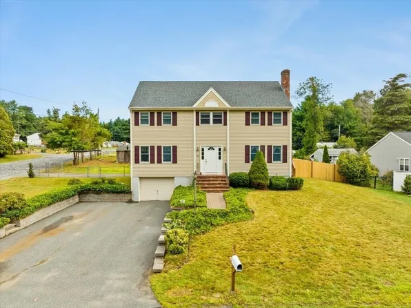 485 Hodges St, Taunton, MA 02780