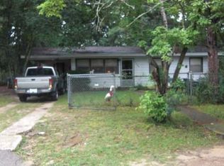 3609 Falcon Dr, Tallahassee, FL 32305