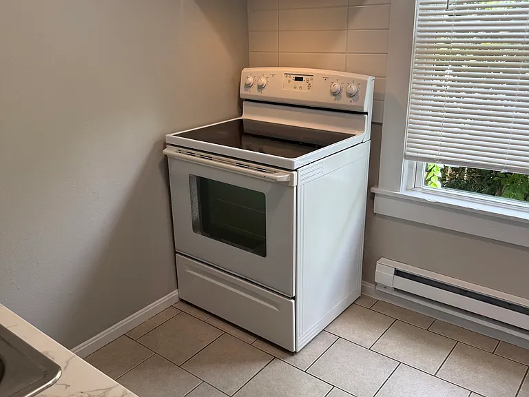 950 Millville Ave #6 — Photo 10