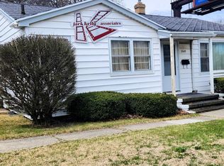 2610 Niles Ave, Saint Joseph, MI 49085