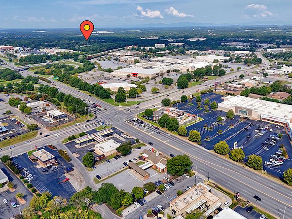 4th image of 1314 Shoresbrook Rd