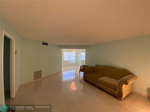 5th image of 4141 NW 44th Ave APT 314