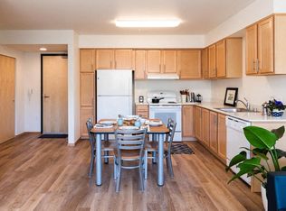 Arbora Court, Seattle, WA 98105