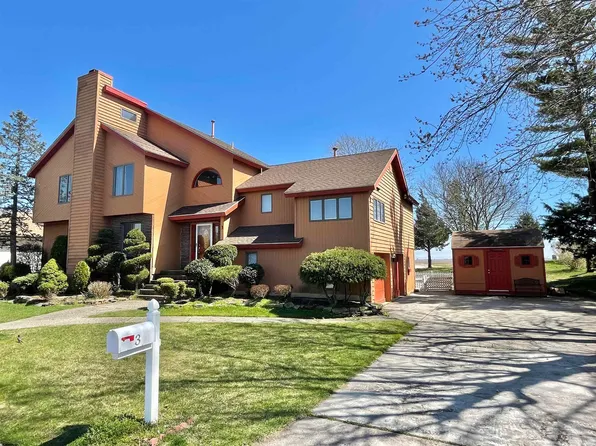 3 Saint Andrews Dr, Northfield, NJ 08225