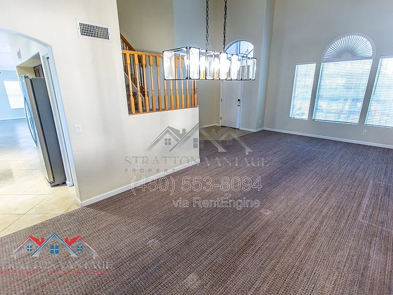 1231 N Layman St — Photo 8