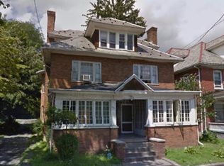 536 Sarah St, Stroudsburg, PA 18360