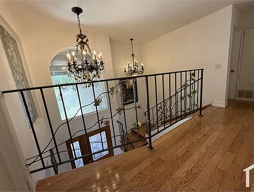 933 S Susan St — Photo 19