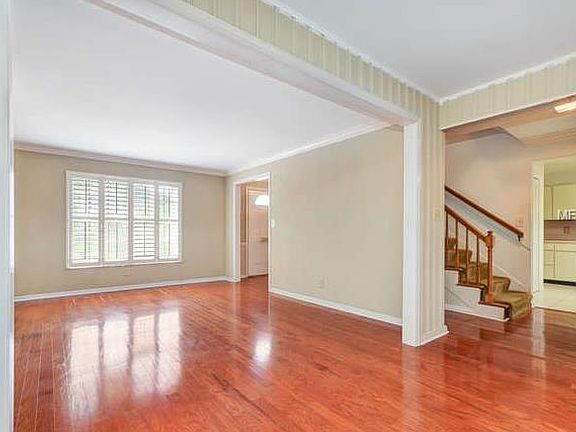 2nd image of 4703 W Clear Ave