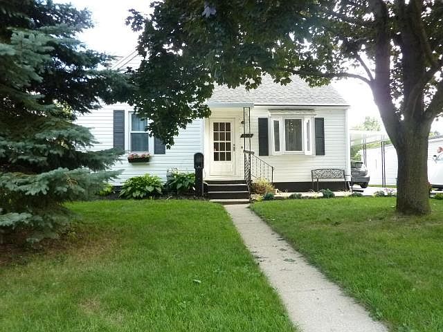 1st image of 1019 Fairbanks Ave