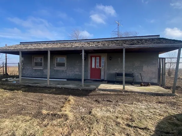 1148 County Road 400 E, Neoga, IL 62447