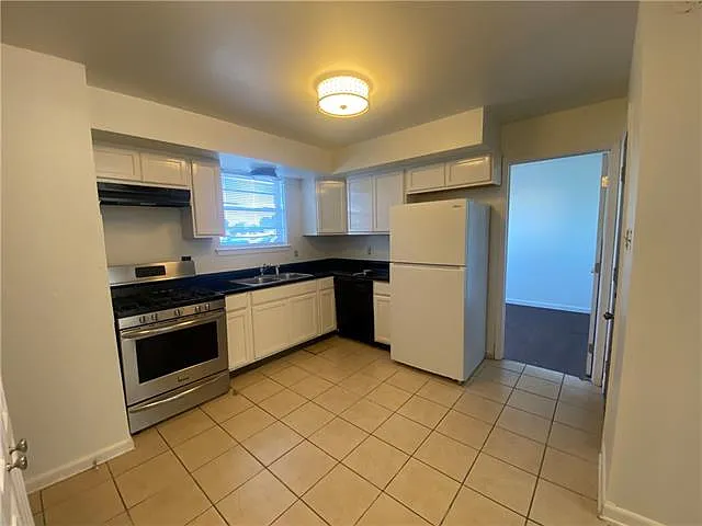 735 Lake Ave — Photo 12