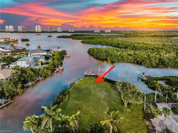 5950 Carol CT, BONITA SPRINGS, FL 34134