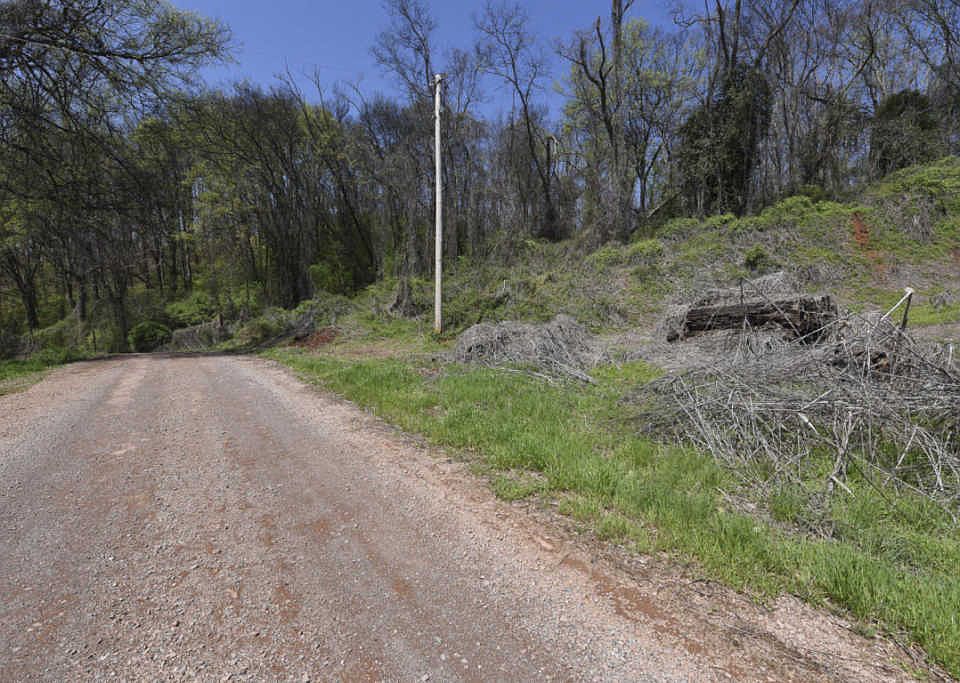 2nd image of Wrights Ferry Rd