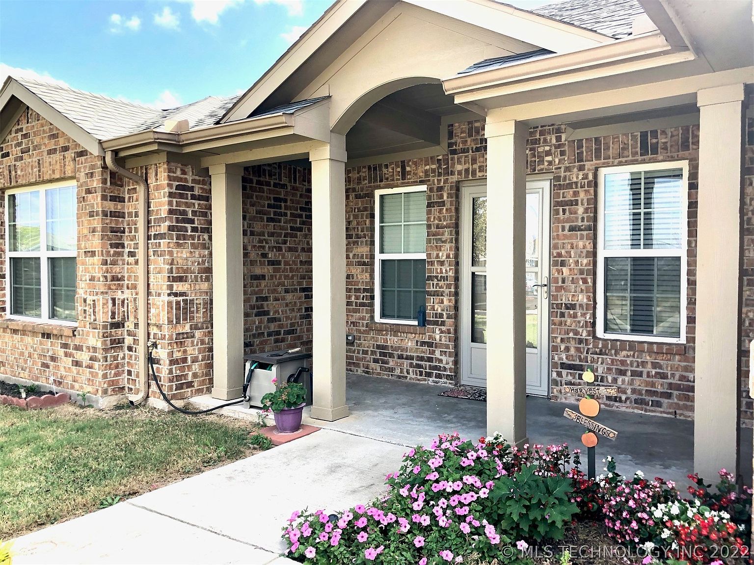 4818 Blue River Dr, Ardmore, OK 73401 | Zillow